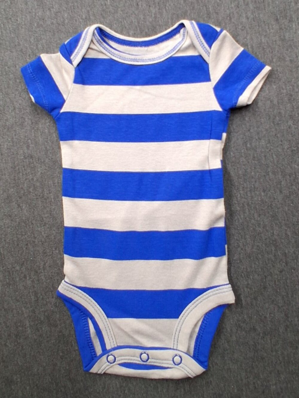 Boy or girls onesie, Carters, size 3 months, blue and white, like new condition